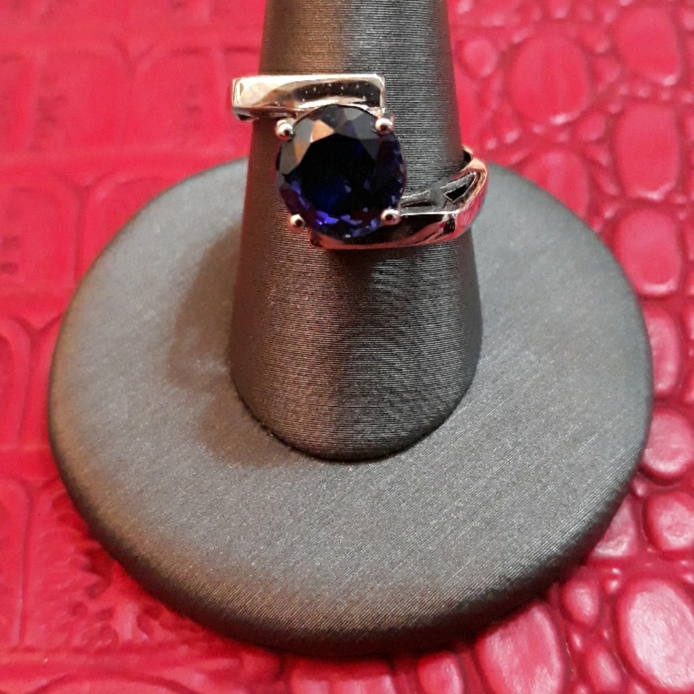 Blue Lab Sapphire Ring 925 SS Sz 6.75